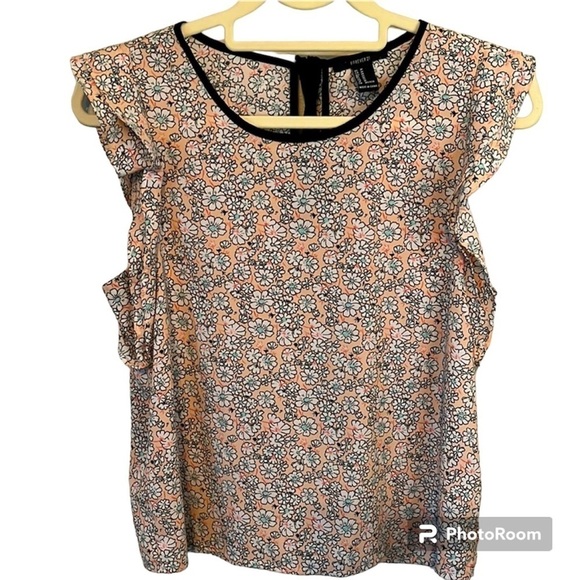 5/$25 Forever 21 Peach Floral Top Sz M - Picture 1 of 5